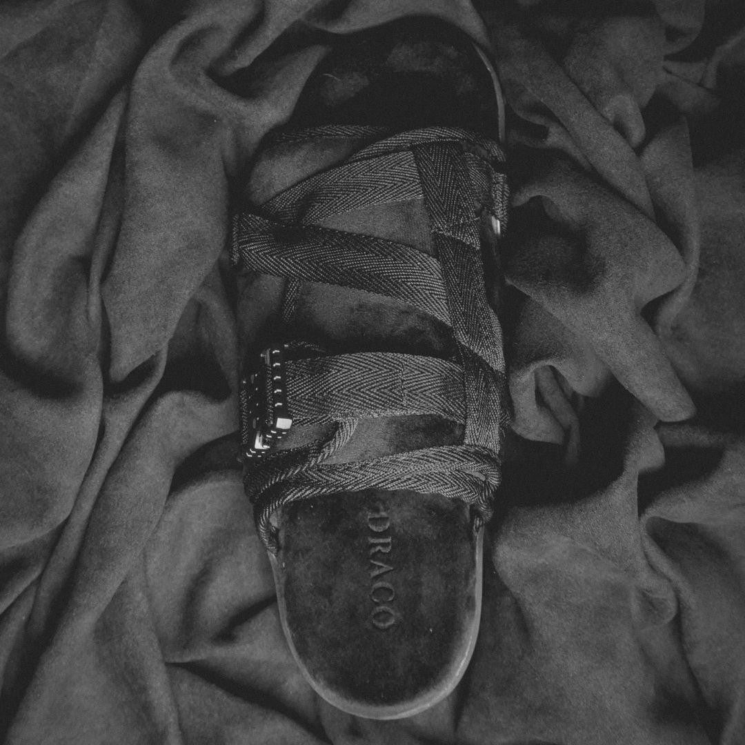Draco Remastered Draco Slides – Black – detail 3