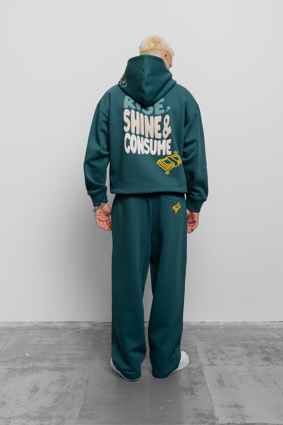 Fresh Flavours Rise, Shine Consume Jogger Bottom – Deep Green