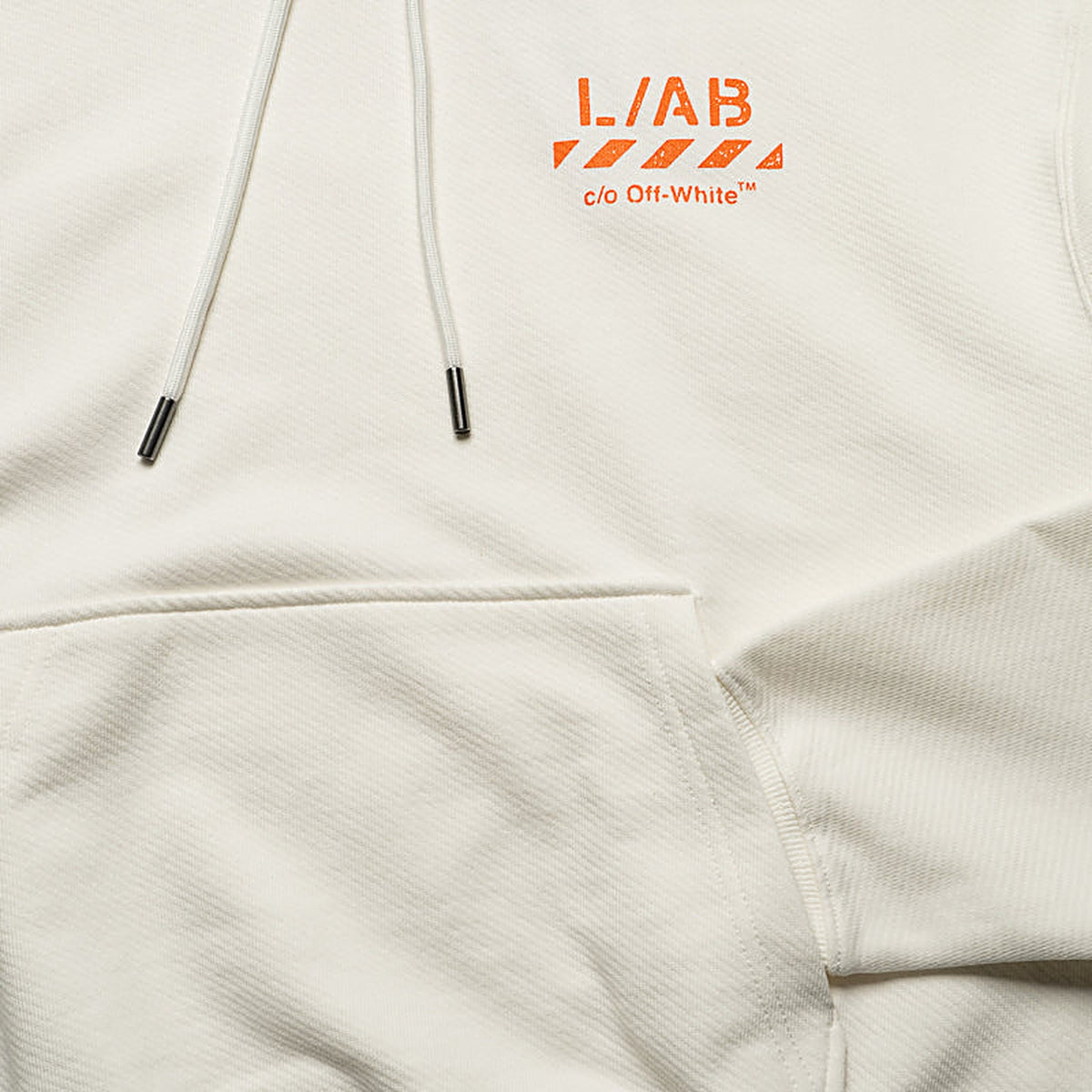 Off-White Core Diagonal Hoodie – White/Orange – detail view